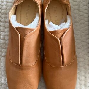 Chocolat Blu Women’s Leather Slip-On Shoes Size 9.5 NWT